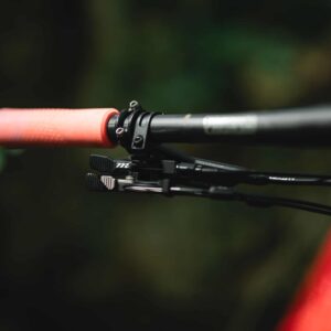 Alternative view of Bloqueo Remoto Manitou Ace Deuce triple (dropper+horquilla+Shock)